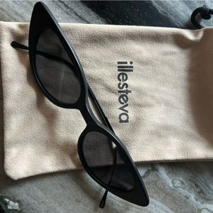 Illesteva skinny sunglasses